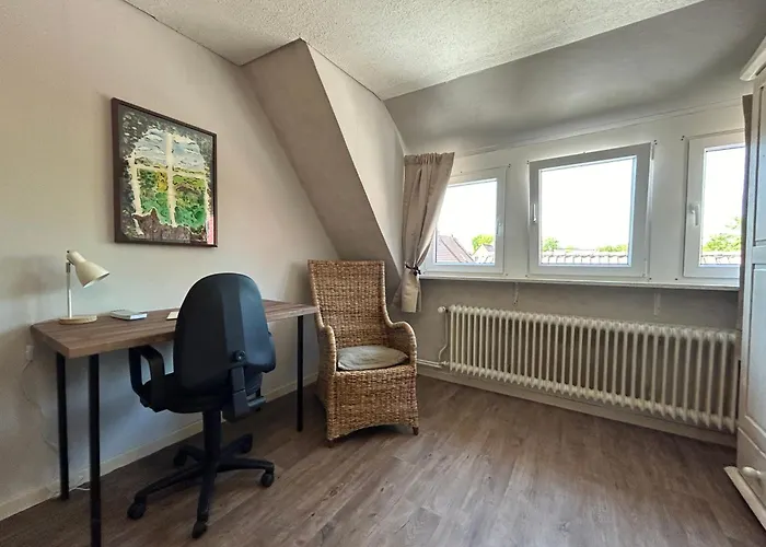 Haus Garten Parkplatz Nordsee